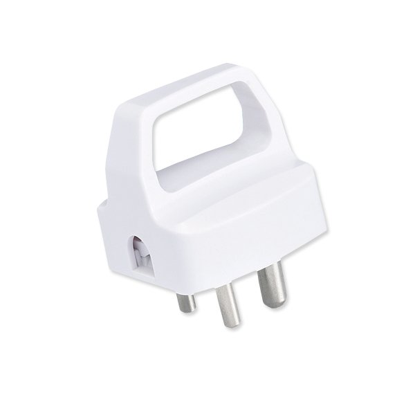 943 3 Pin Plug – White 5A-250V~